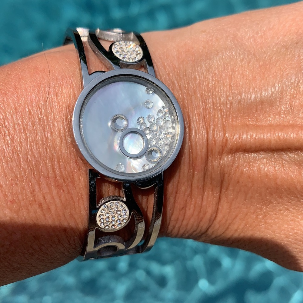New Gorgeous Designer Style CZ Floater Bracelet